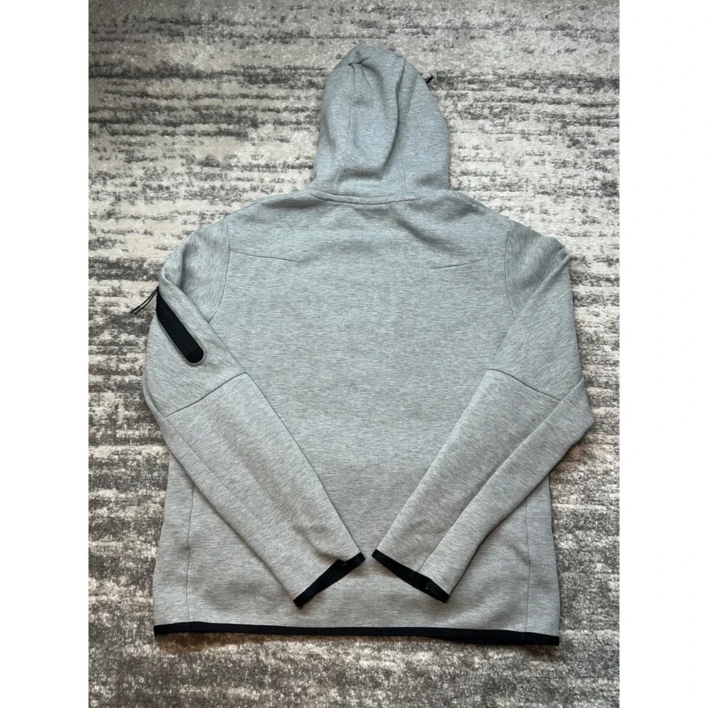 Nike Tech Fleece Hoodie Mens Size M Gray DD5174-063 Pullover Sweatshirt